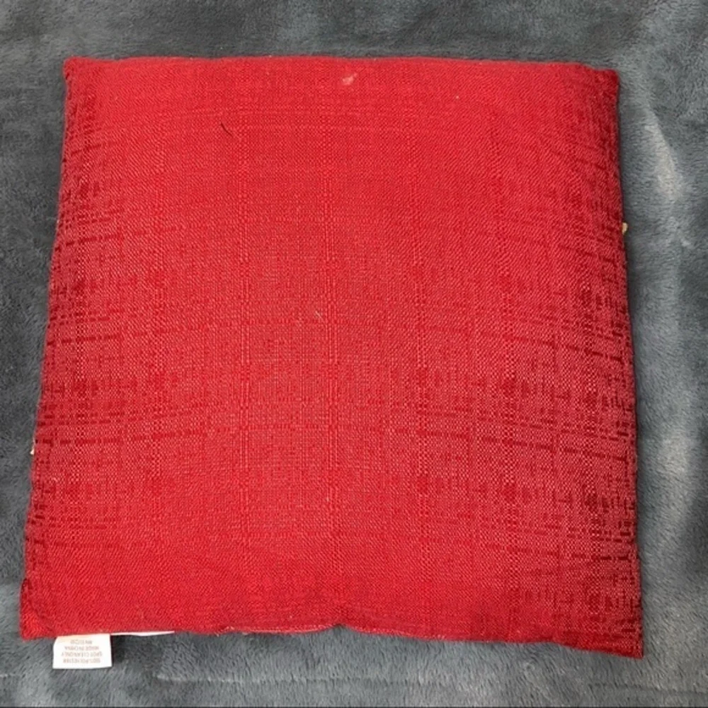 Christmas accent pillow dark red and burlap Believe‎